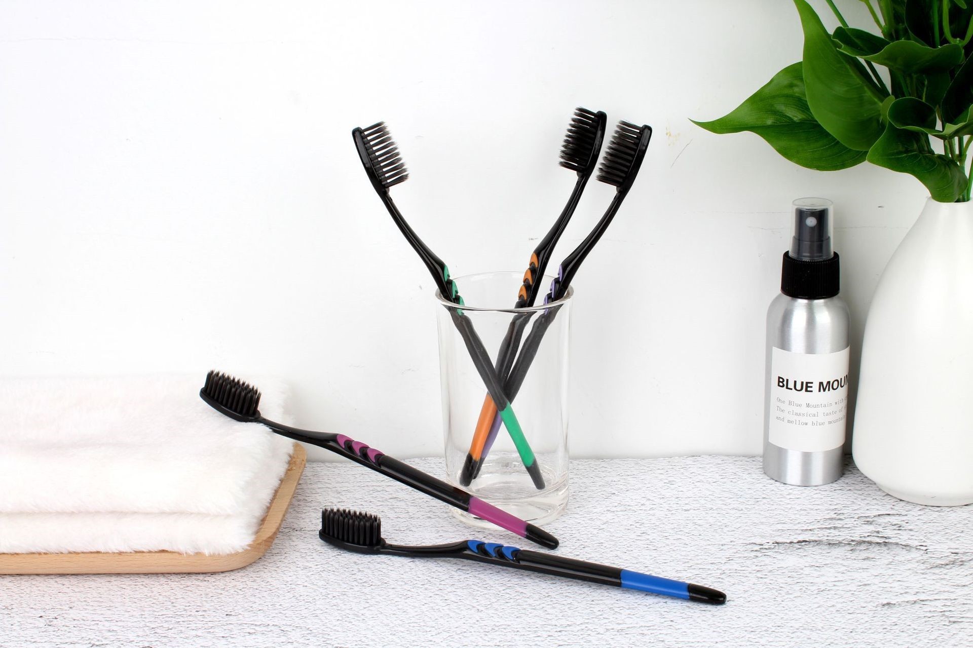Bamboo Toothbrush Set - 1 Stück Bambuskohle-Zahnbürste mit weichen Borsten
